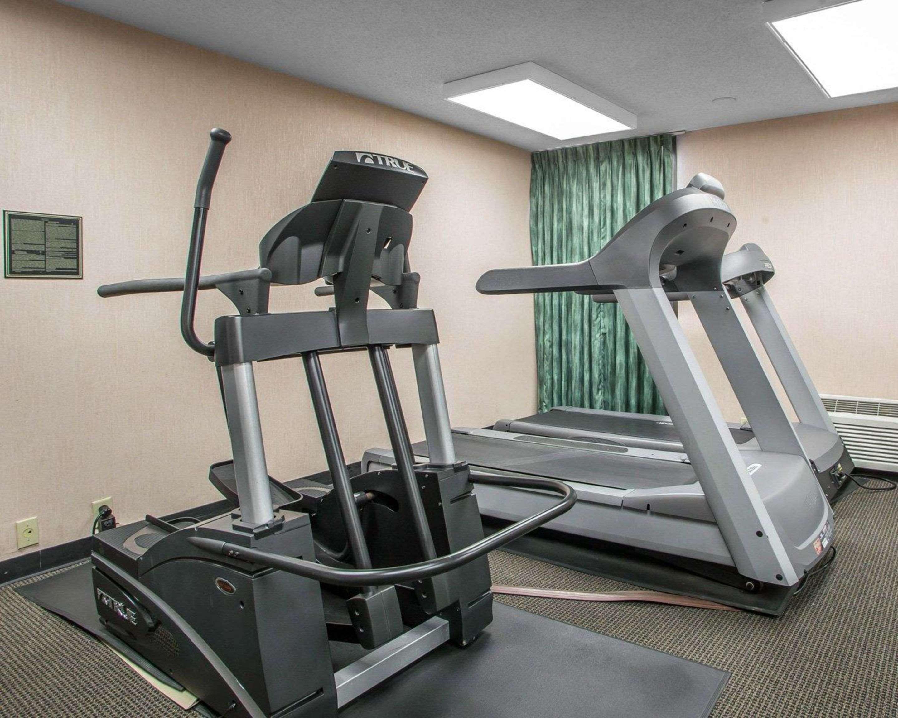 Quality Inn Schaumburg - Chicago Near The Mall Eksteriør bilde
