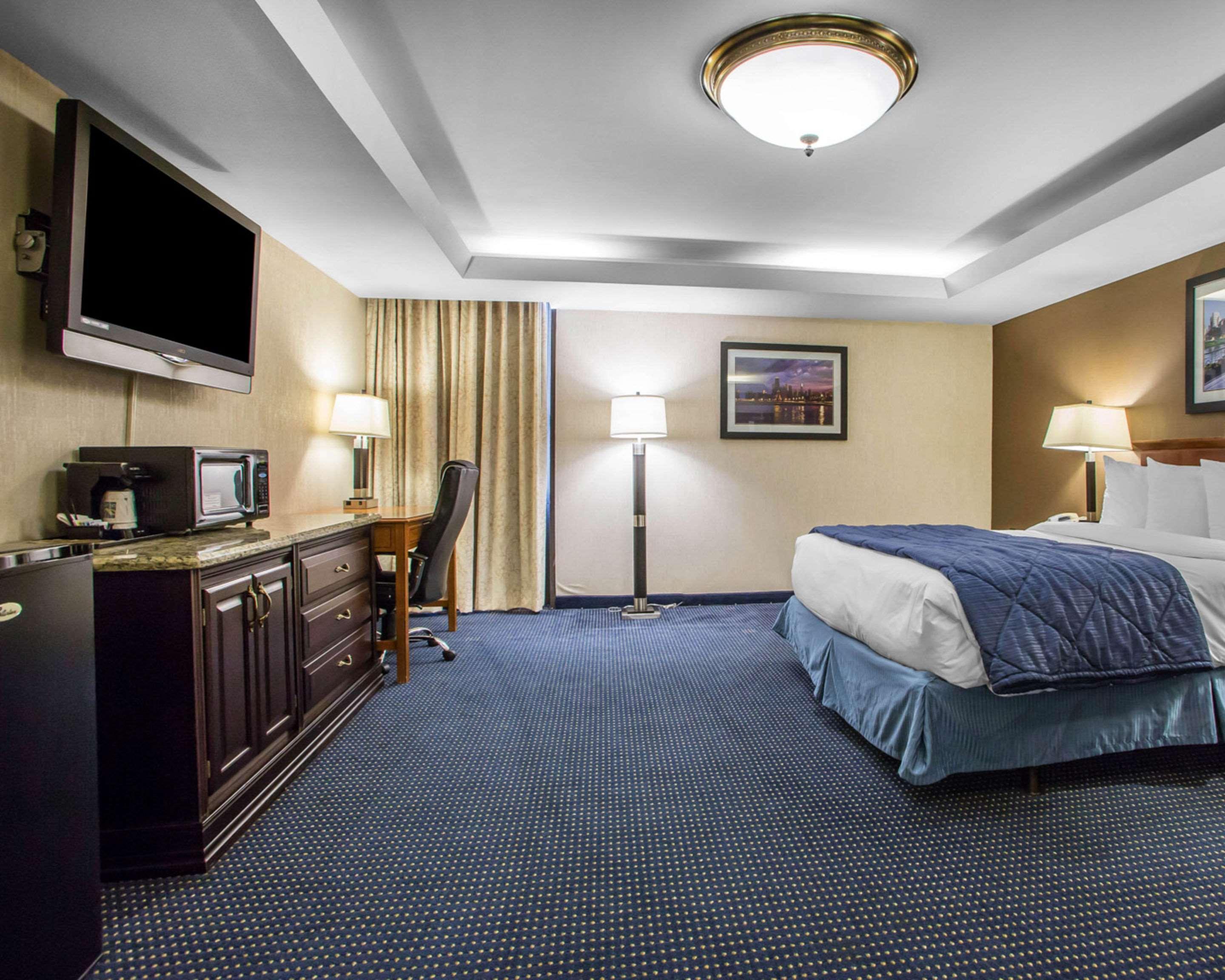 Quality Inn Schaumburg - Chicago Near The Mall Eksteriør bilde