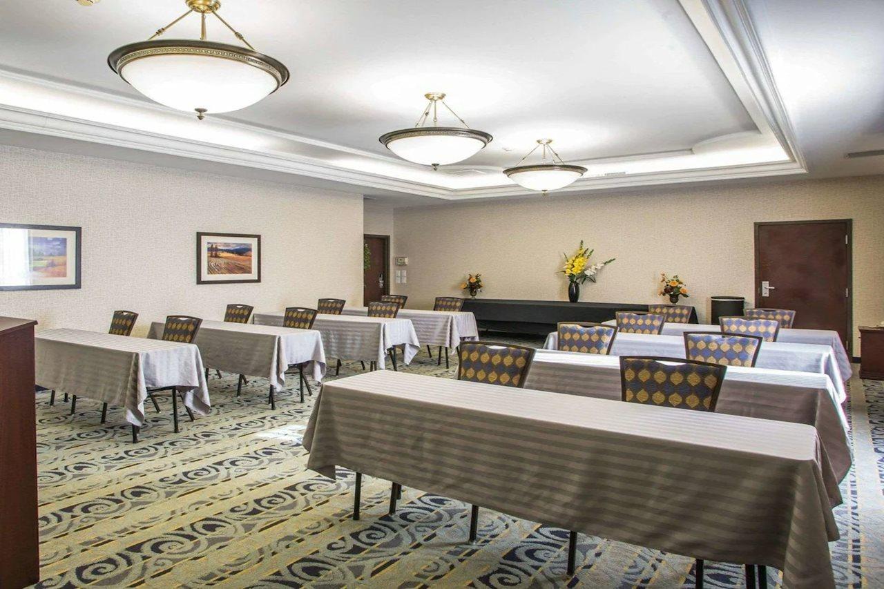 Quality Inn Schaumburg - Chicago Near The Mall Eksteriør bilde