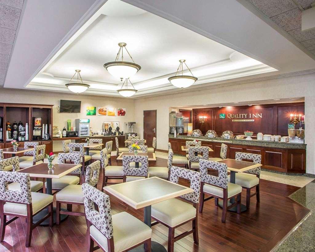 Quality Inn Schaumburg - Chicago Near The Mall Restaurant bilde