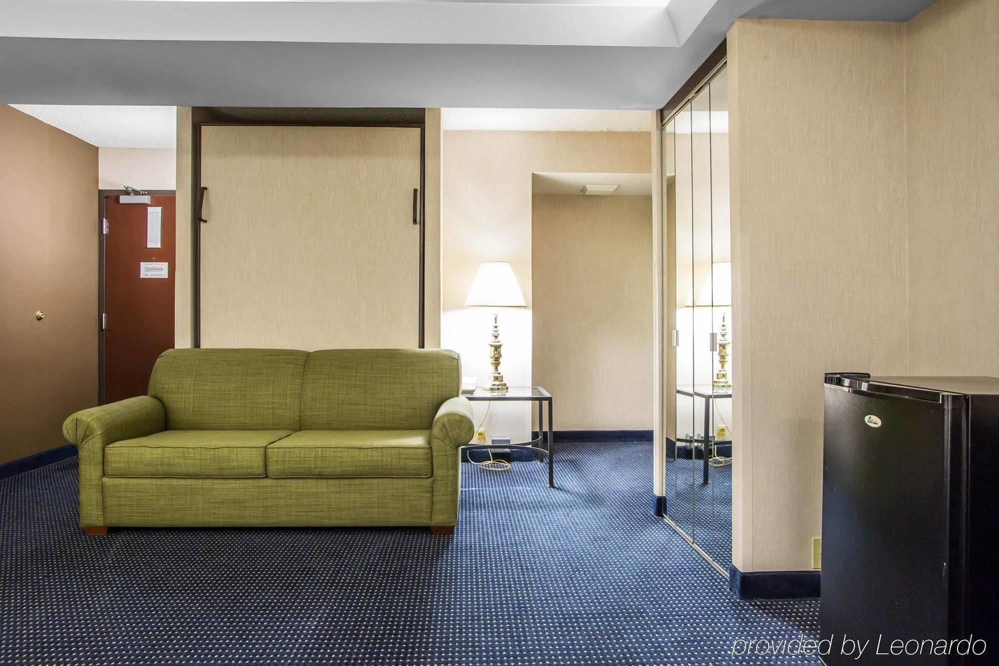 Quality Inn Schaumburg - Chicago Near The Mall Eksteriør bilde